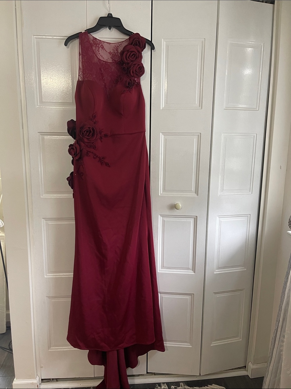 Tarik Ediz Wine Red Floral Appliqué Maxi Gown